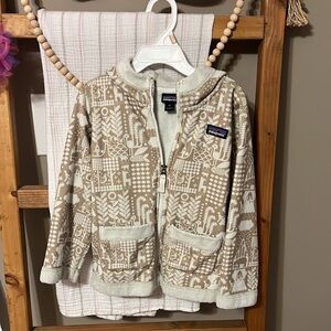 Patagonia winter jacket size 4